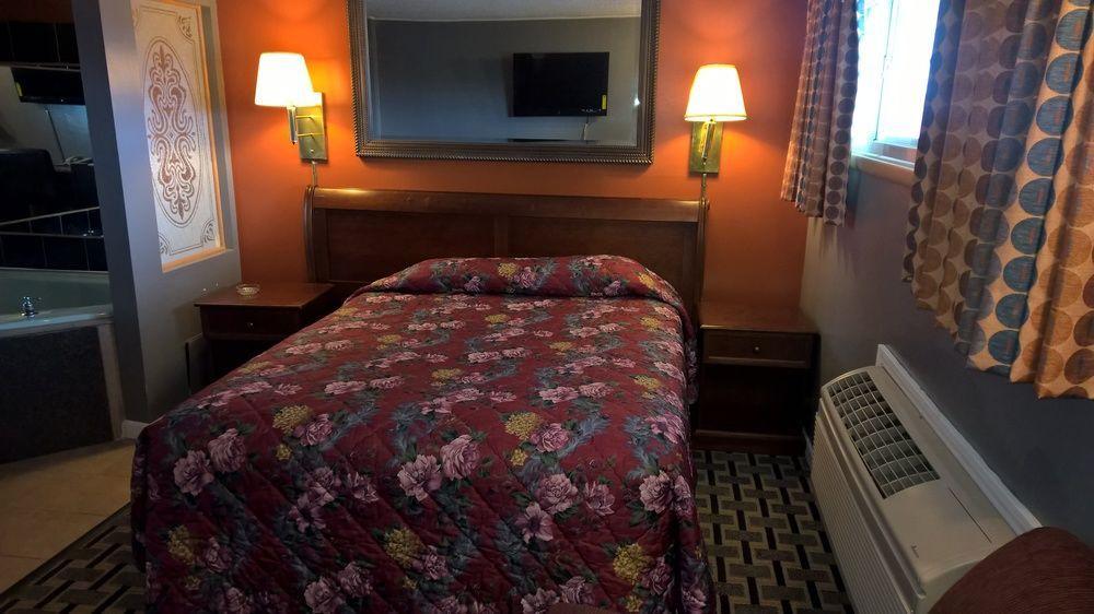 Economy Inn Marshalltown Ngoại thất bức ảnh