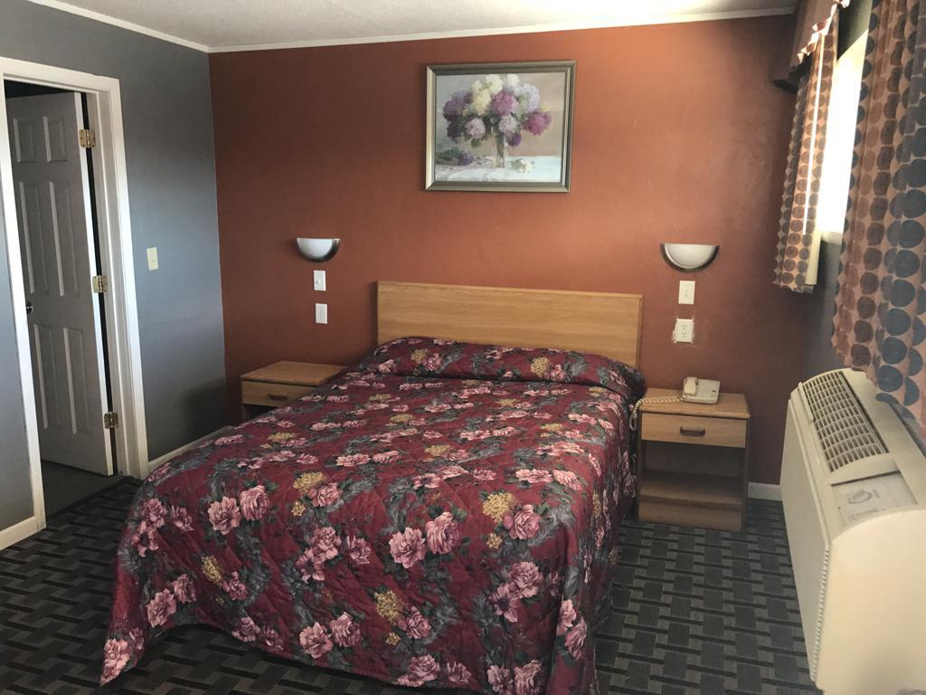 Economy Inn Marshalltown Ngoại thất bức ảnh