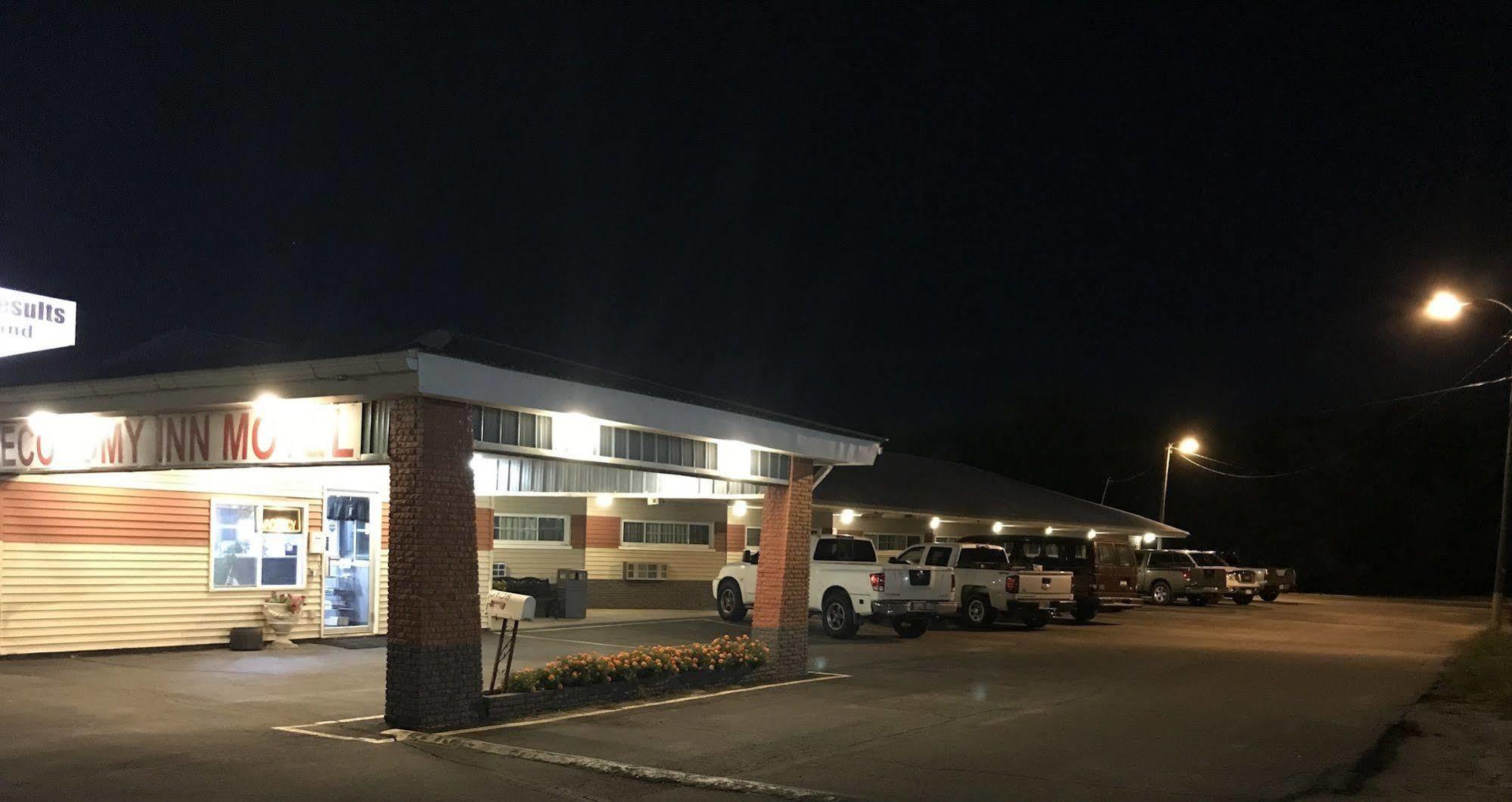 Economy Inn Marshalltown Ngoại thất bức ảnh