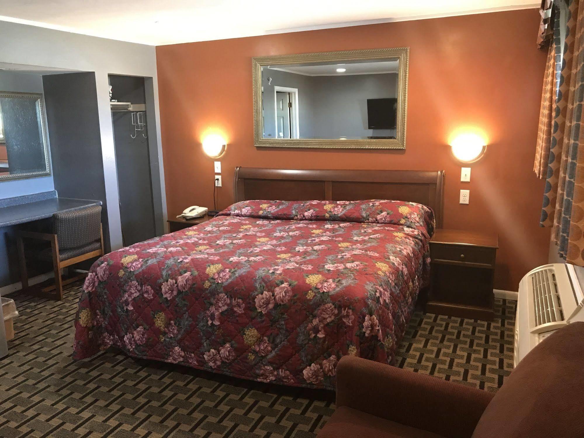 Economy Inn Marshalltown Ngoại thất bức ảnh