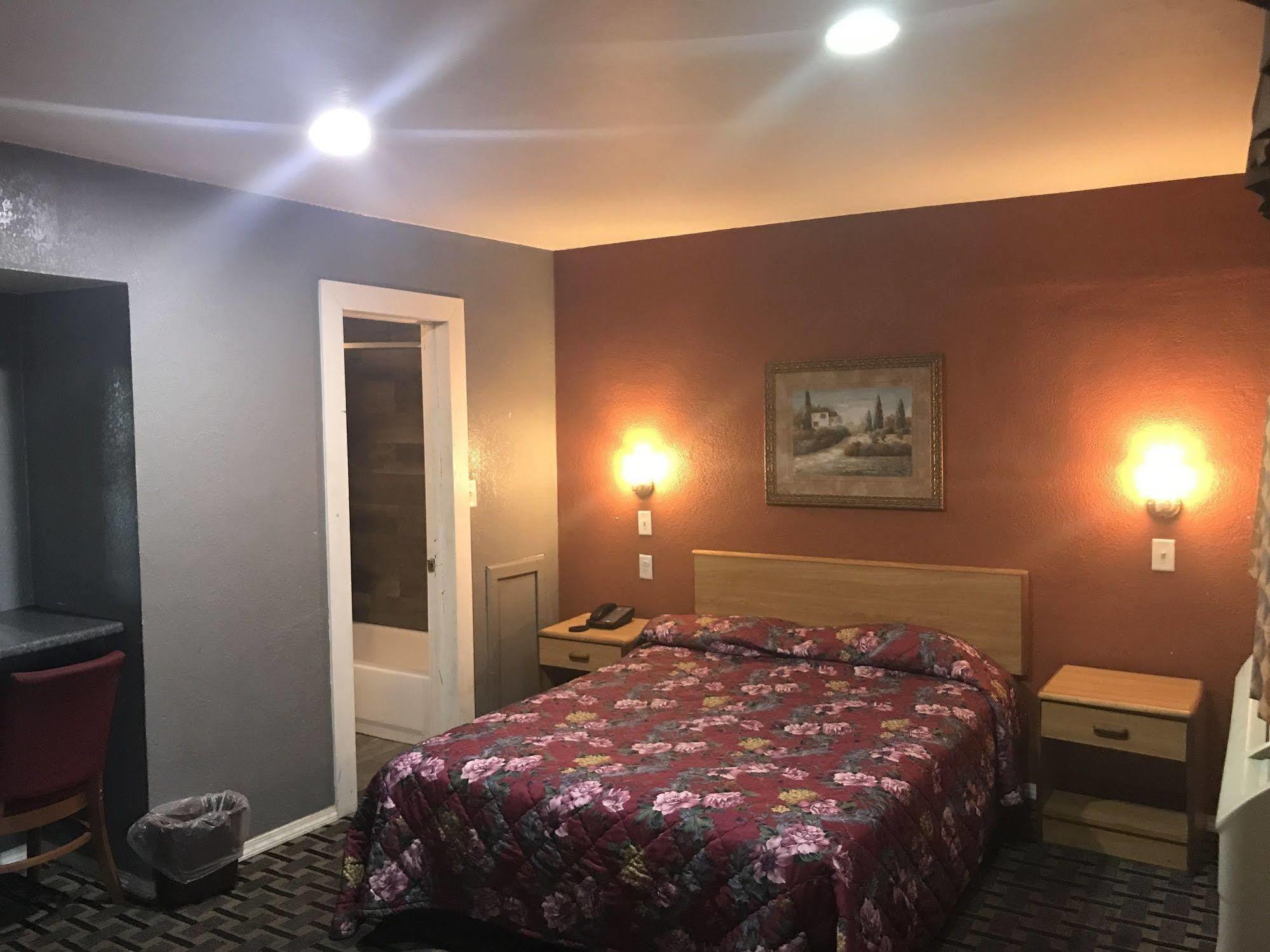 Economy Inn Marshalltown Ngoại thất bức ảnh