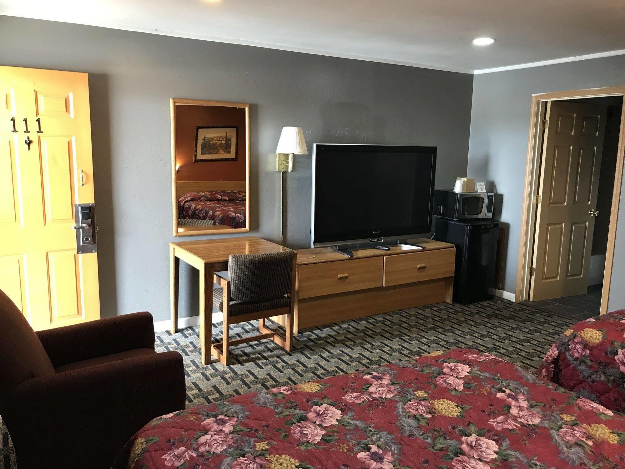 Economy Inn Marshalltown Ngoại thất bức ảnh