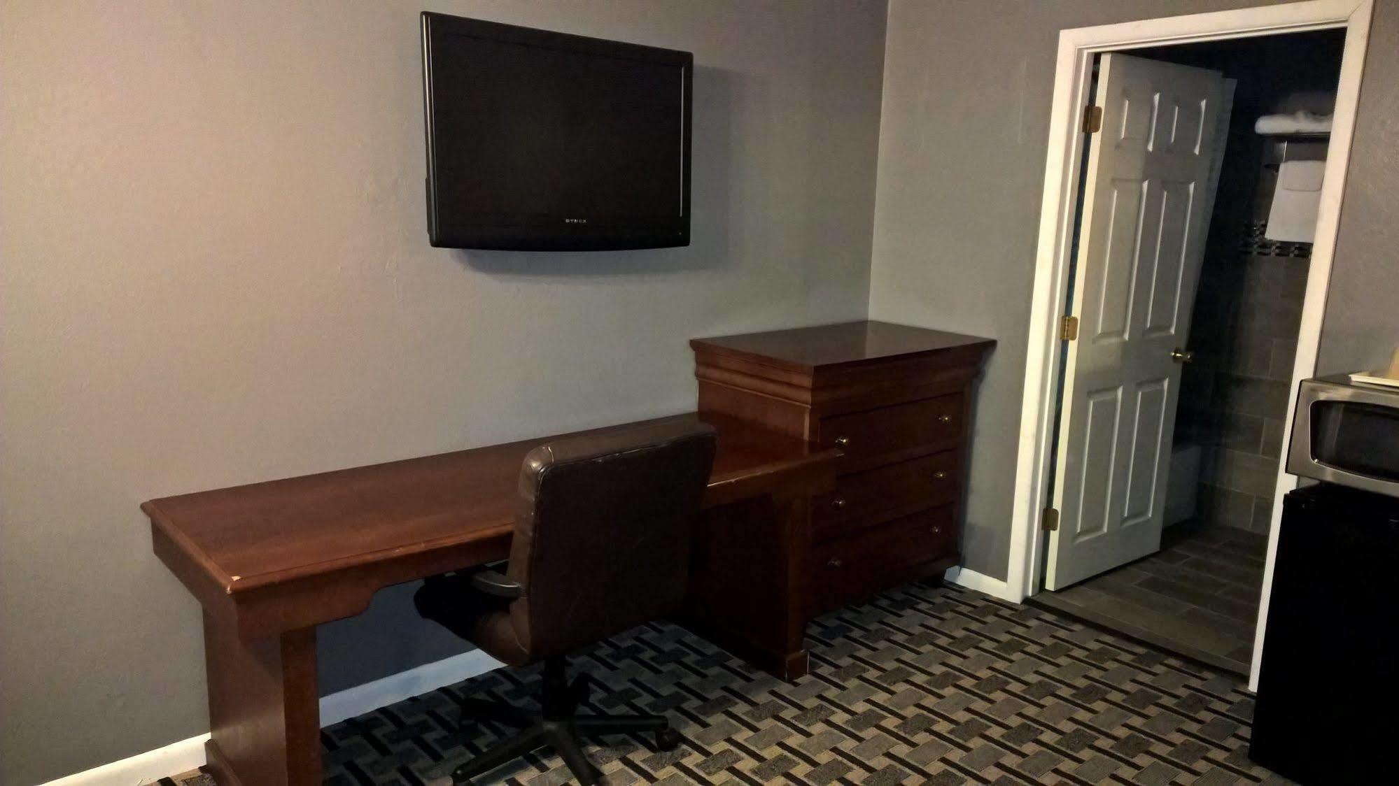 Economy Inn Marshalltown Ngoại thất bức ảnh
